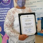 Leonesa gana concurso literario de la Secretaria de Marina